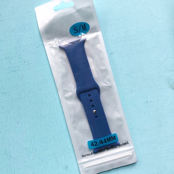 5/$20 NEW BLUE Silicone Sport Band Apple Watch 44/45/49 mm S/M Ocean - Picture 7 of 8
